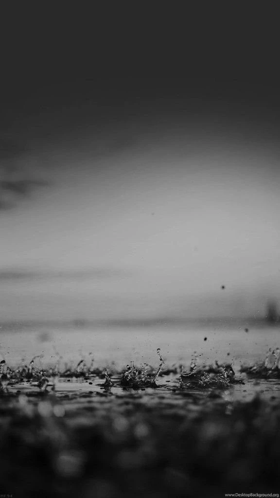 5 Awesome Black And White iPhone Wallpapers