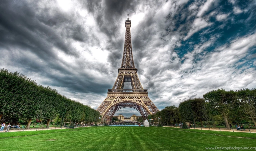 172 Eiffel Tower HD Wallpapers