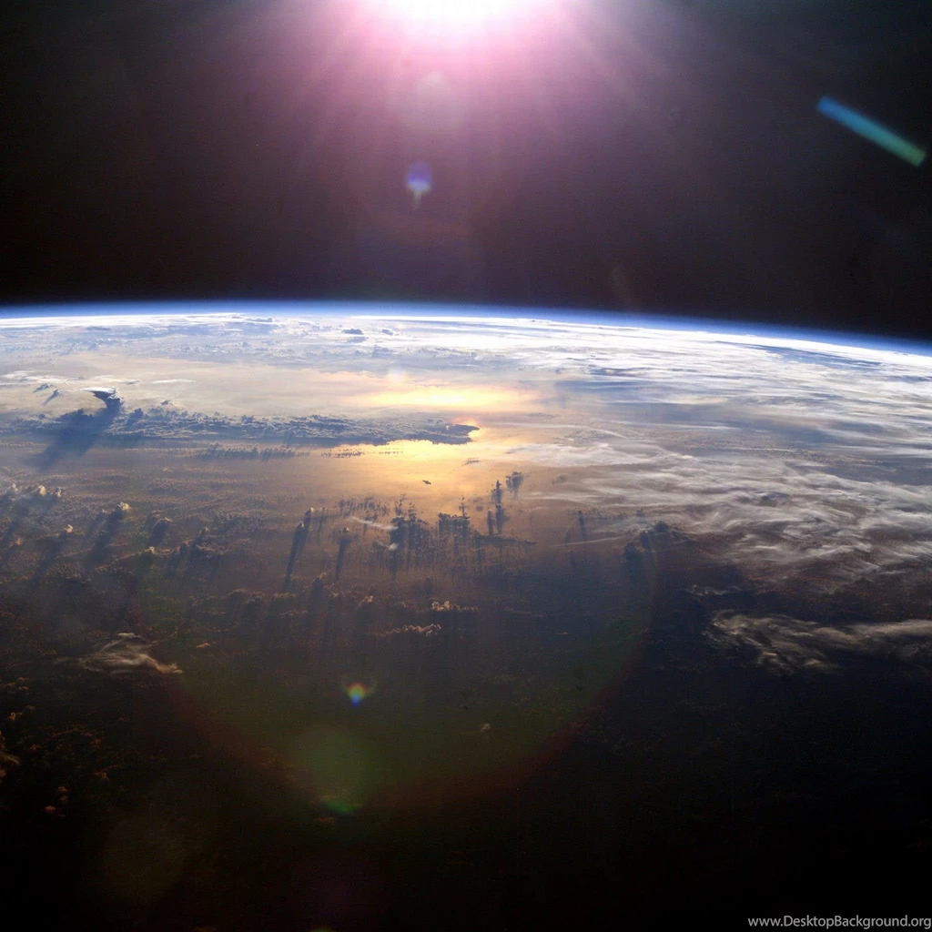 15 Awesome New iPad Retina Display WallPapers