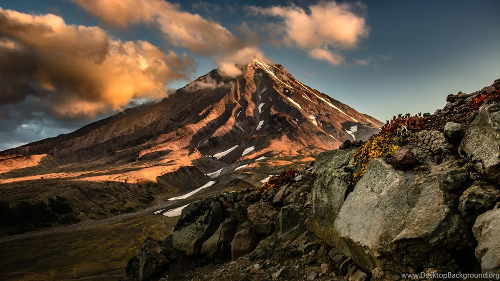 Russia Kamchatka Koryaksky Volcano Wallpapers