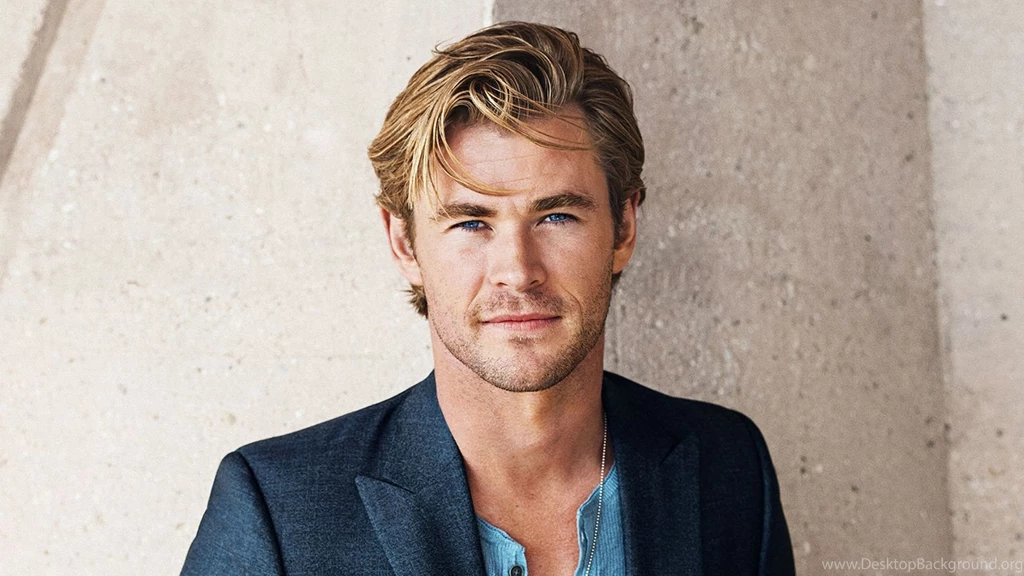 Chris Hemsworth Hollywood Action Star Hd Wallpapers