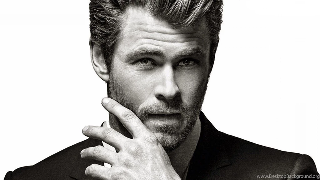 Chris Hemsworth Black and White Desktop Wallpapers.jpg