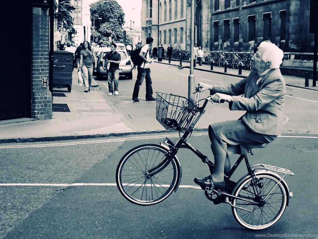 Old Lady Bicycle Wallpapers For Auto Cars