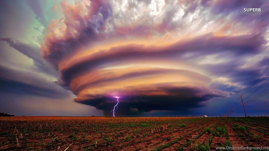 Lightning In A Tornado Wallpapers Nature Wallpapers