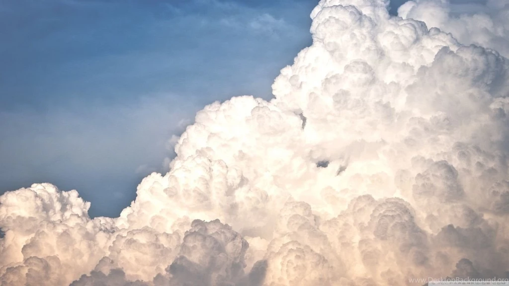 Fluffy Cloud HD Desktop Wallpapers : High Definition : Fullscreen ...