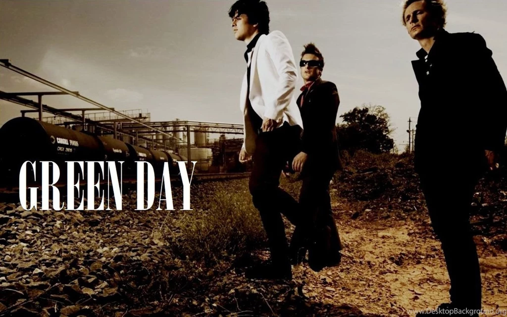 Famous rock band group green day wallpaper.jpg