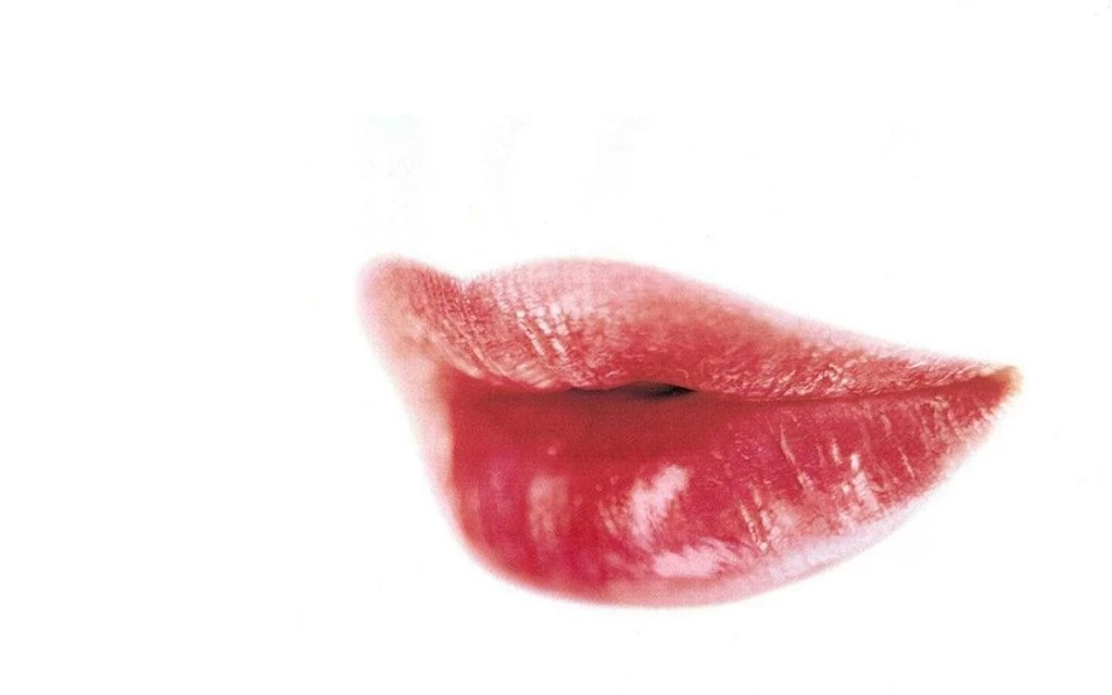 Red Lips Wallpapers