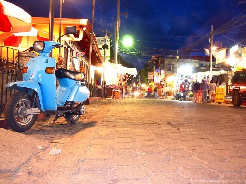 Guatemala Wallpapers: Chicken Bus, Tikal, Lago Atitlan, Panajachel ...