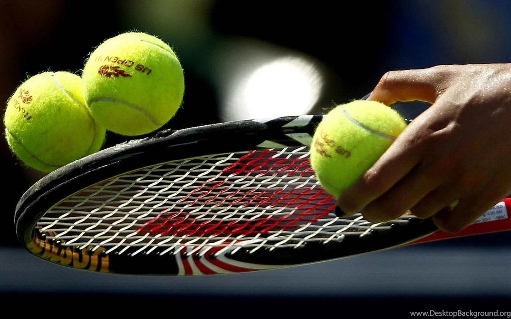 Balls And Racket For Tennis Wallpapers And Images   Wallpapers ...