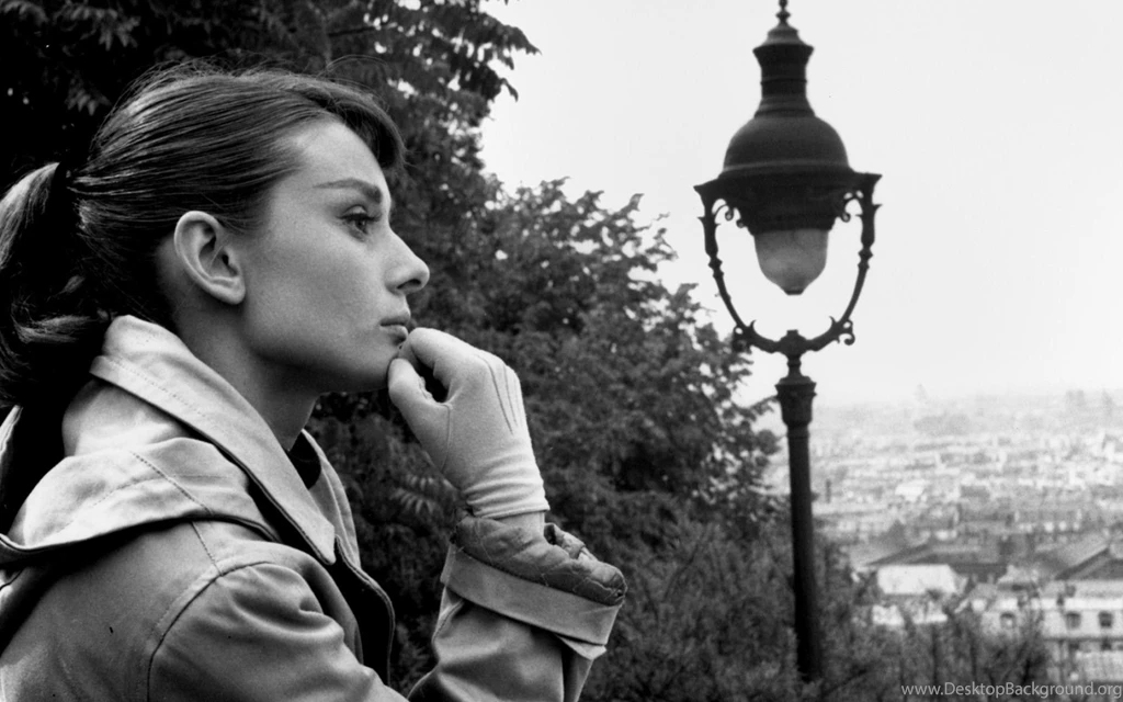 Audrey Hepburn Backgrounds