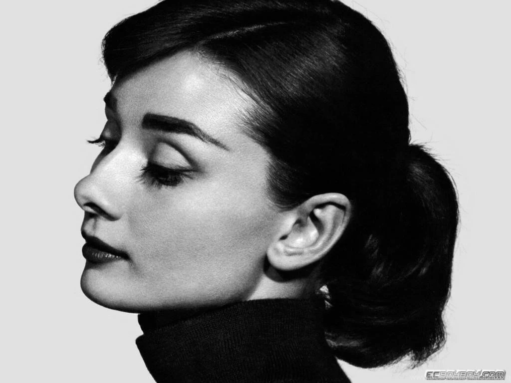 Audrey Hepburn Wallpapers
