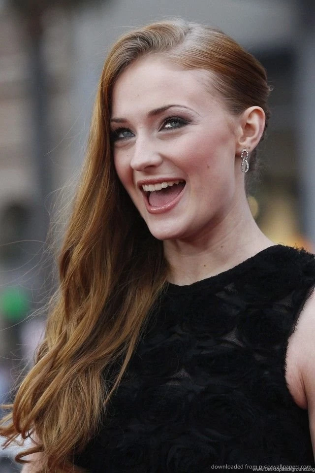 Download Sophie Turner Wallpapers For iPhone 4