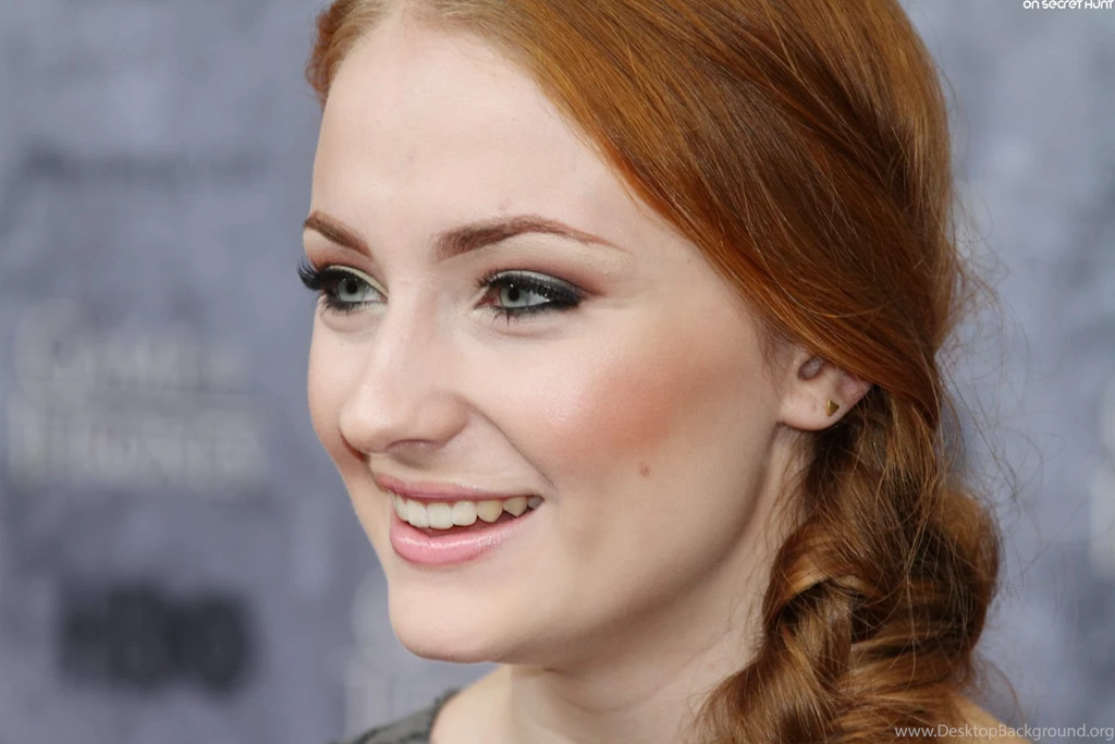 Sophie Turner Amazing HQ Wallpapers
