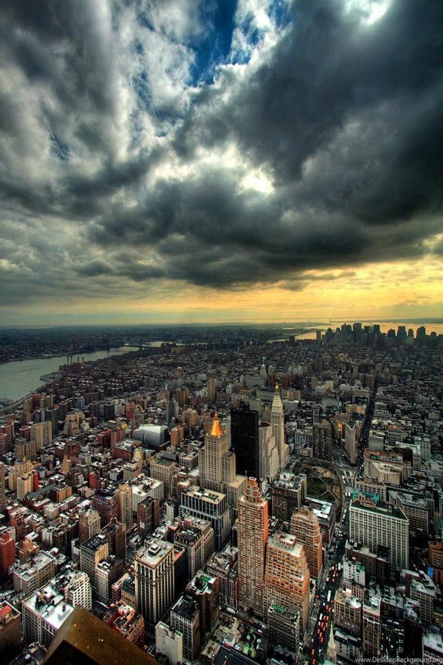 20 Stunning iPhone 4S, iPhone 4 Wallpapers 11 Pelfind