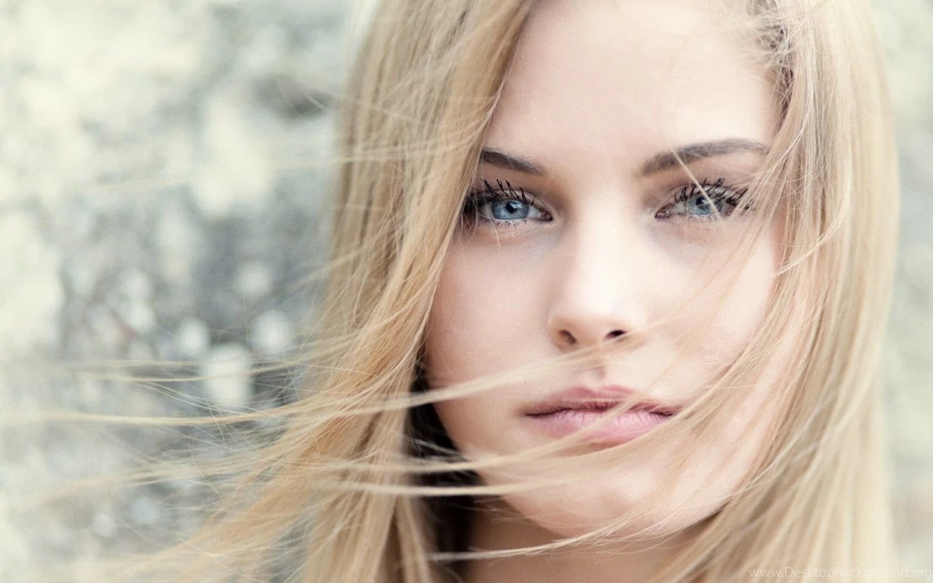 Blonde Face Wallpapers