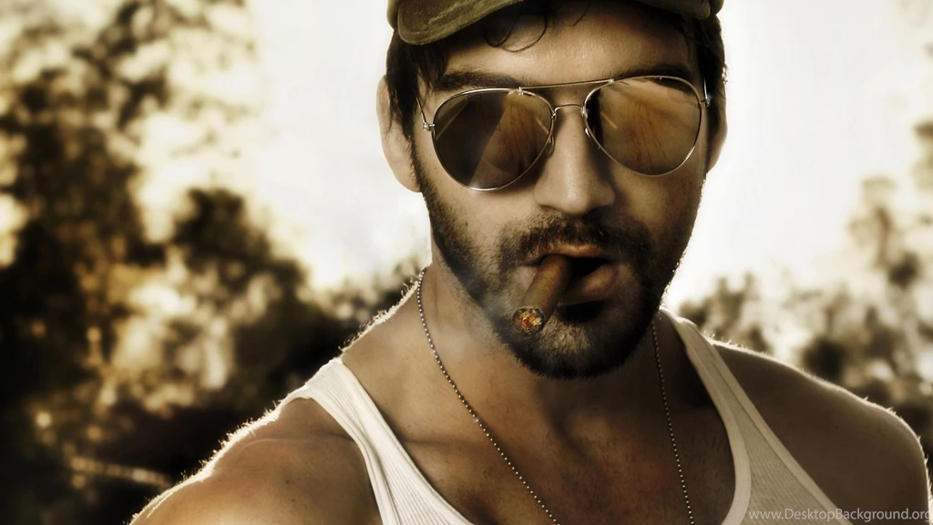 Man_military_cigar_smoke_glasses_ultra_3840x2160_hd wallpaper 422414.jpg