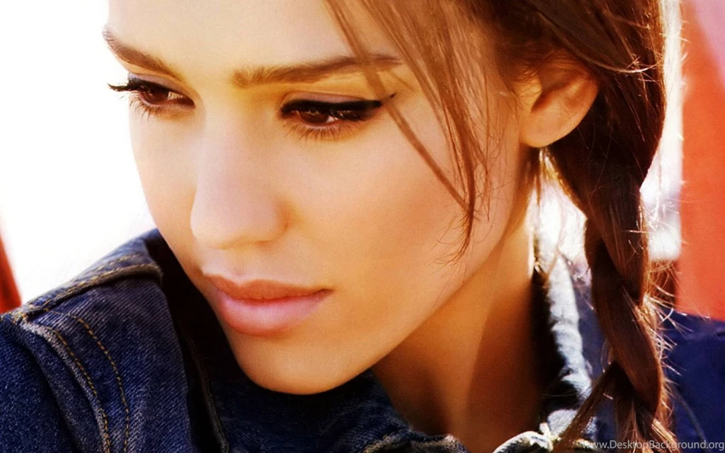 Download Jessica Alba Wallpapers HD Picture