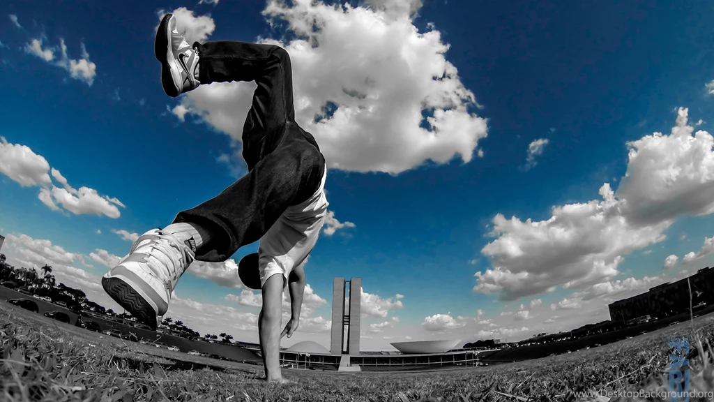 Backflip At Parkour Wallpapers :: HD Wallpapers