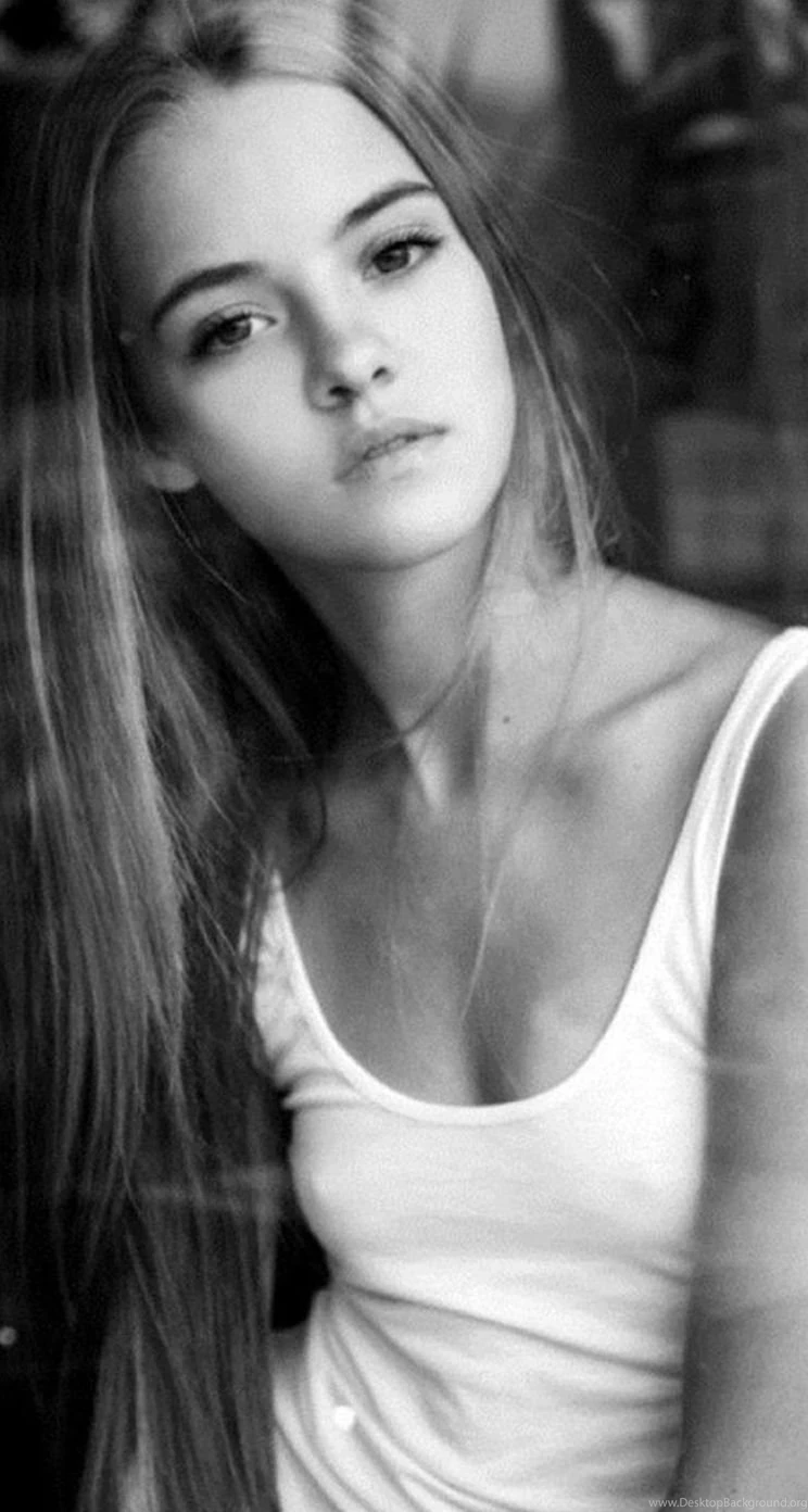 Girl iPhone 5s Wallpapers