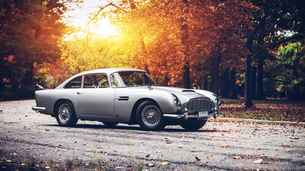 10 Aston Martin DB5 HD Wallpapers