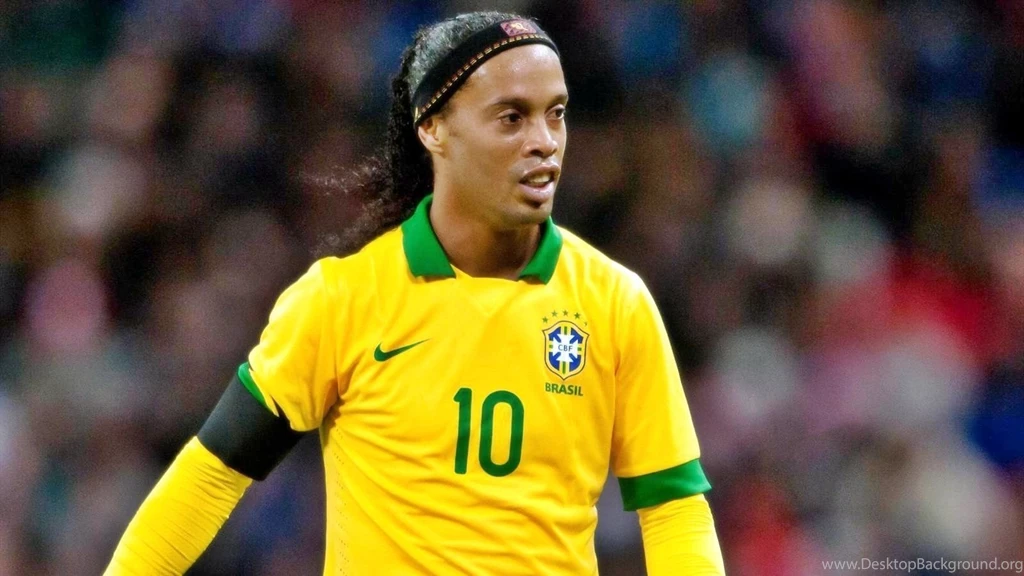 Ronaldinho Wallpapers