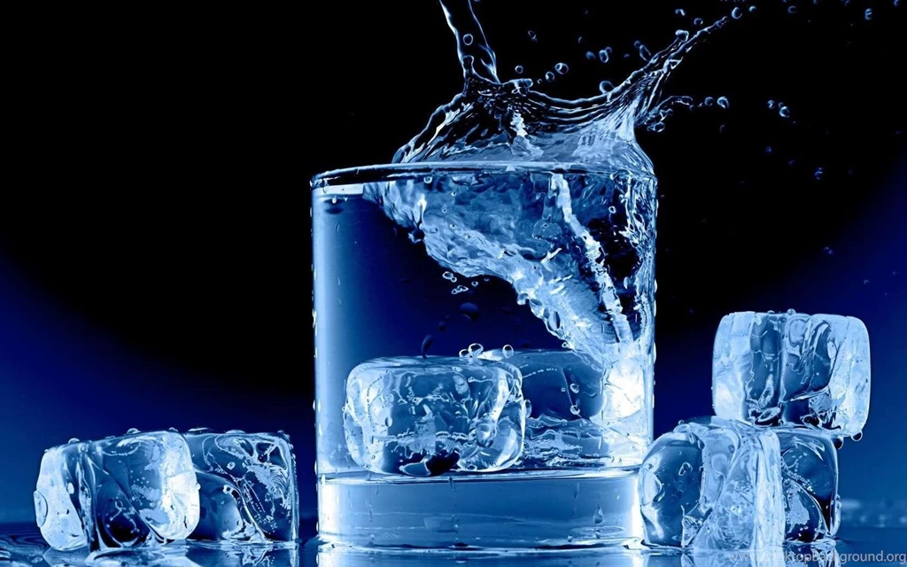 Ice cubes hd wallpapers 6 AMB.jpg