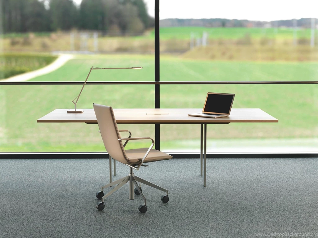 Perfect Office Desk Wallpaper1.jpg
