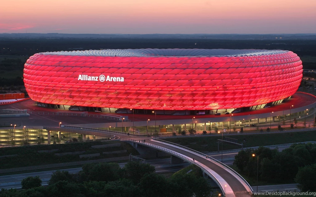 Fc bayern munich arena.jpg