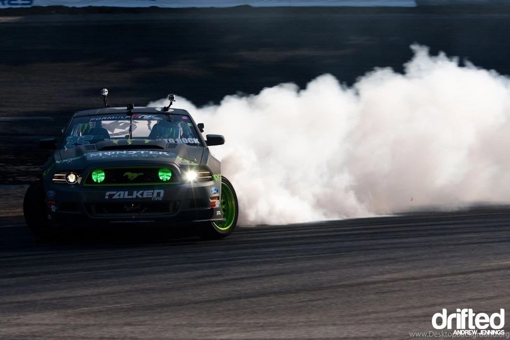 DESKTOP: Vaughn Gittin Jr. + Opposite Lock