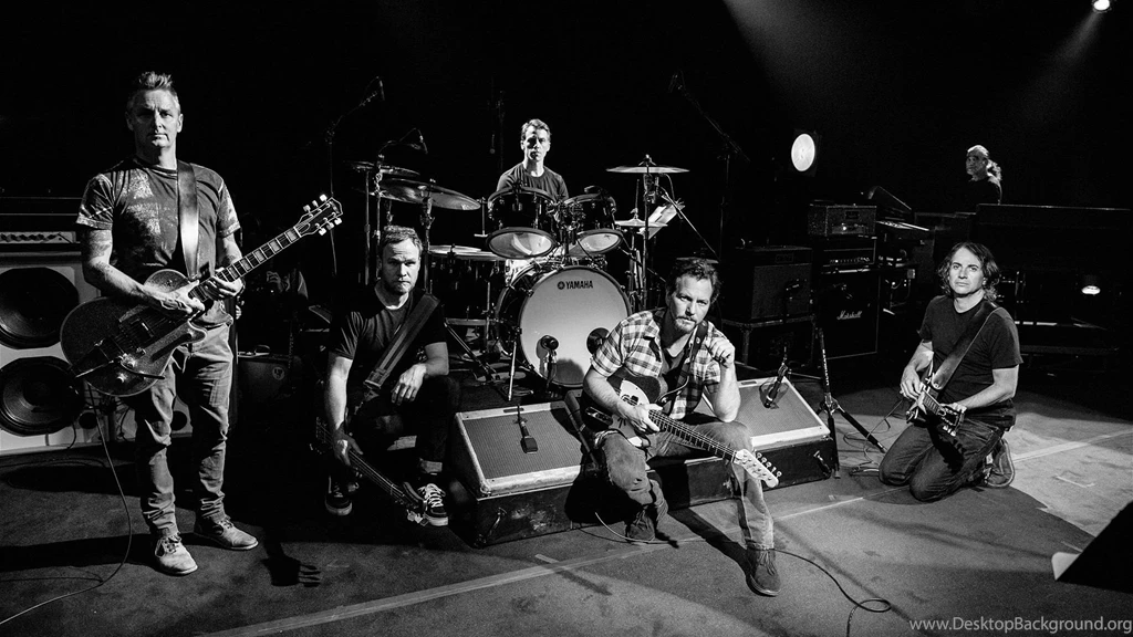 32 Pearl Jam HD Wallpapers