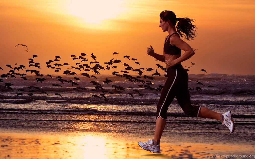 Download Wallpapers 3840x2400 Girl, Running, Sea, Beach Ultra HD 4K ...