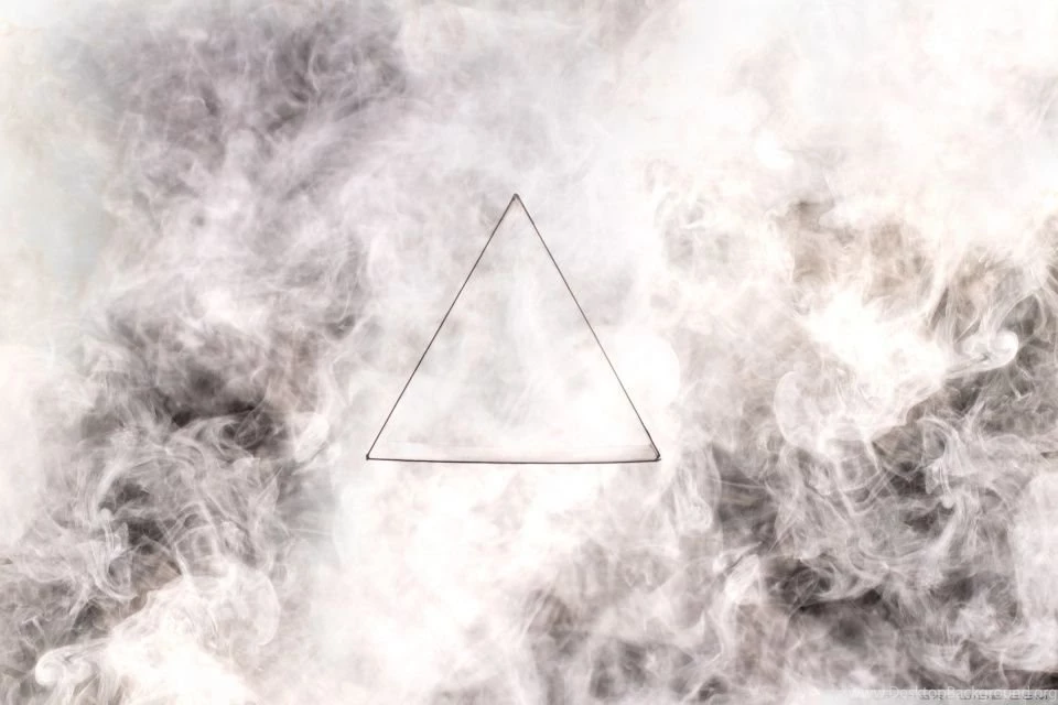 Triangle HD Desktop Wallpapers : Dual Monitor