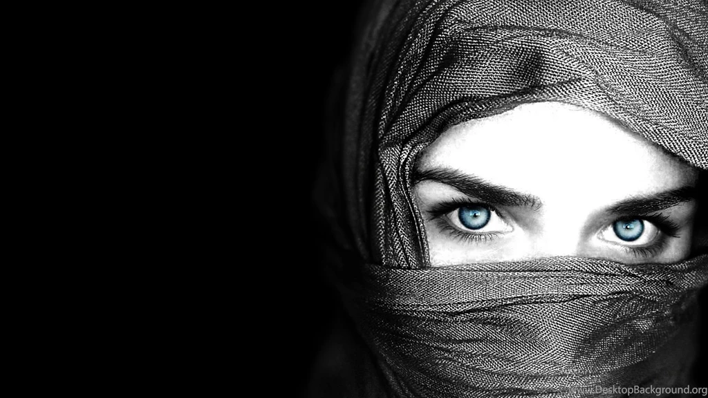 45+ Outstanding Black Wallpapers Collection