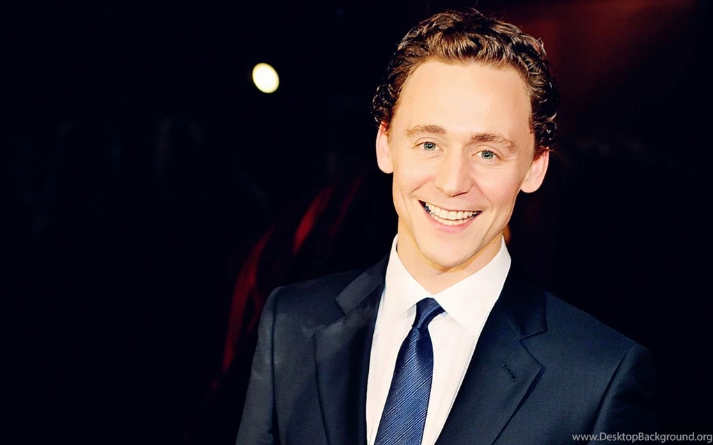1440*900 Wallpapers TOM HIDDLESTON At The Premiere...