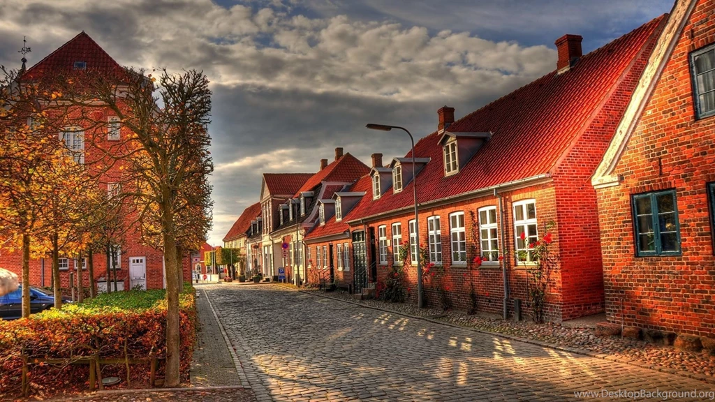 Red brick houses on a cobblestone street hd wallpapers.jpg