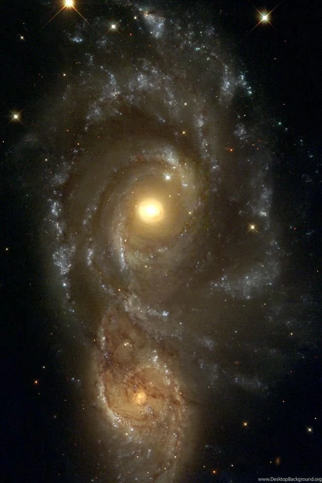 iPhone 4 Space Wallpapers Set 2 08