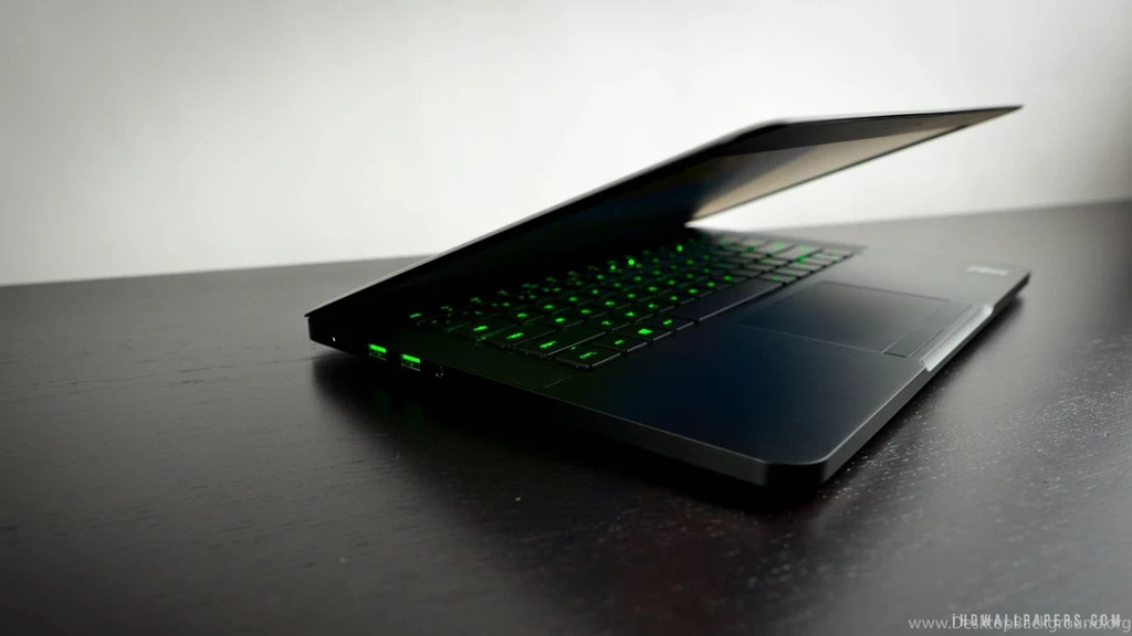 Razer Blade 14 Inch Gaming Notebook HD Wallpapers IHD Wallpapers