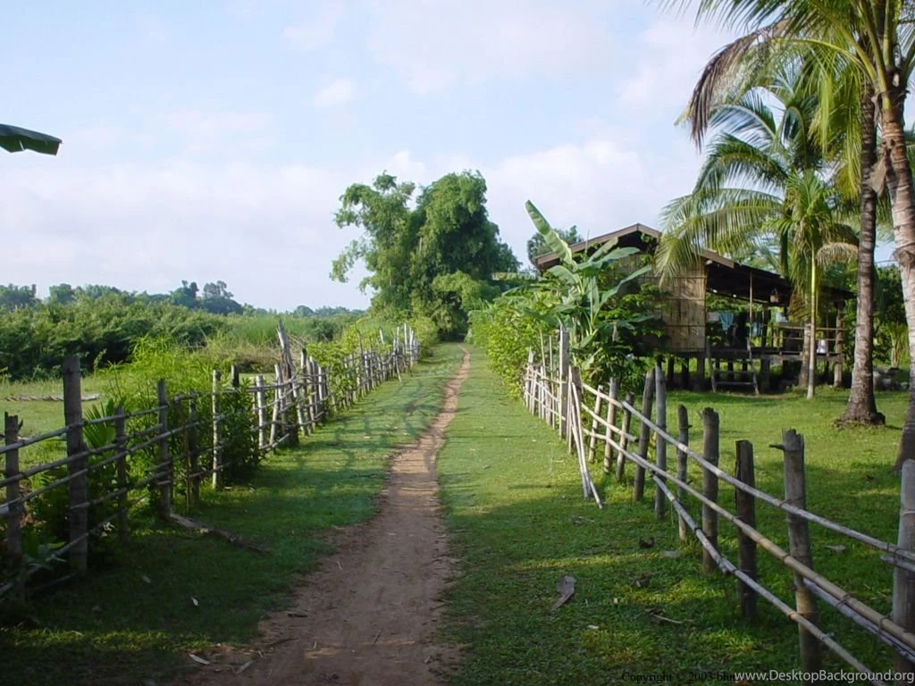 Blurry Travel Desktop Wallpapers And Backgrounds Peaceful And ...
