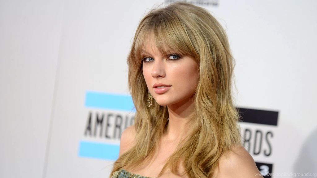Singing Taylor Swift Desktop Wallpapers 24461