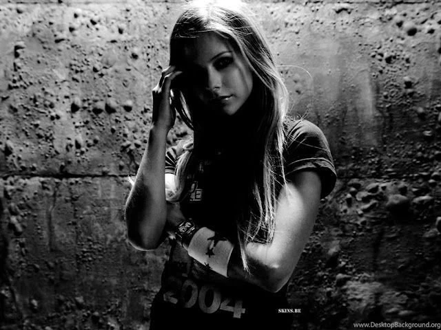 Avril Lavigne Wallpapers