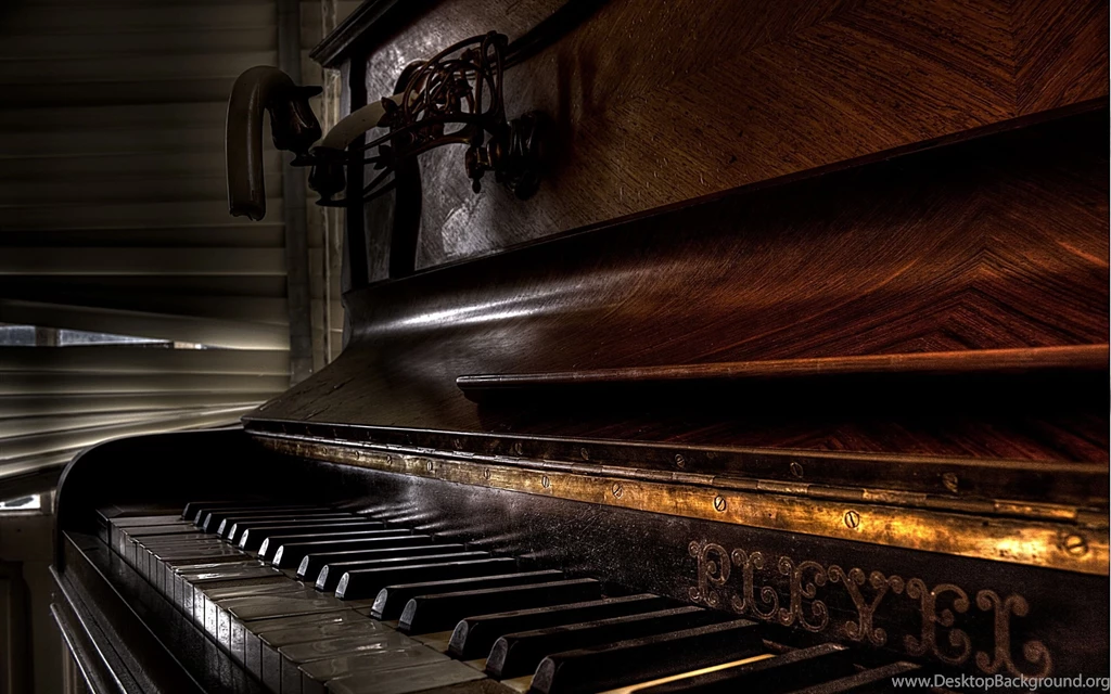 83 Piano HD Wallpapers