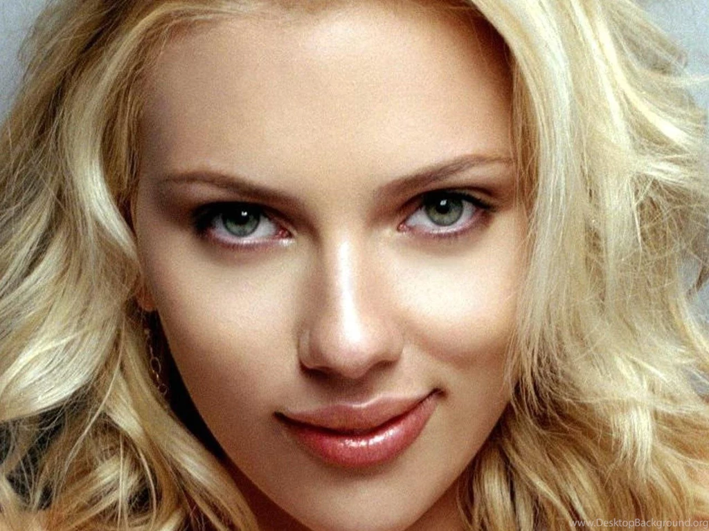 Scarlett Johansson Wallpapers