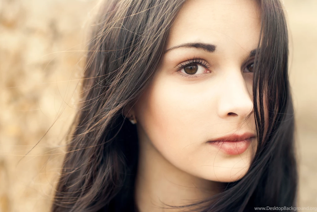 736 Brunette HD Wallpapers