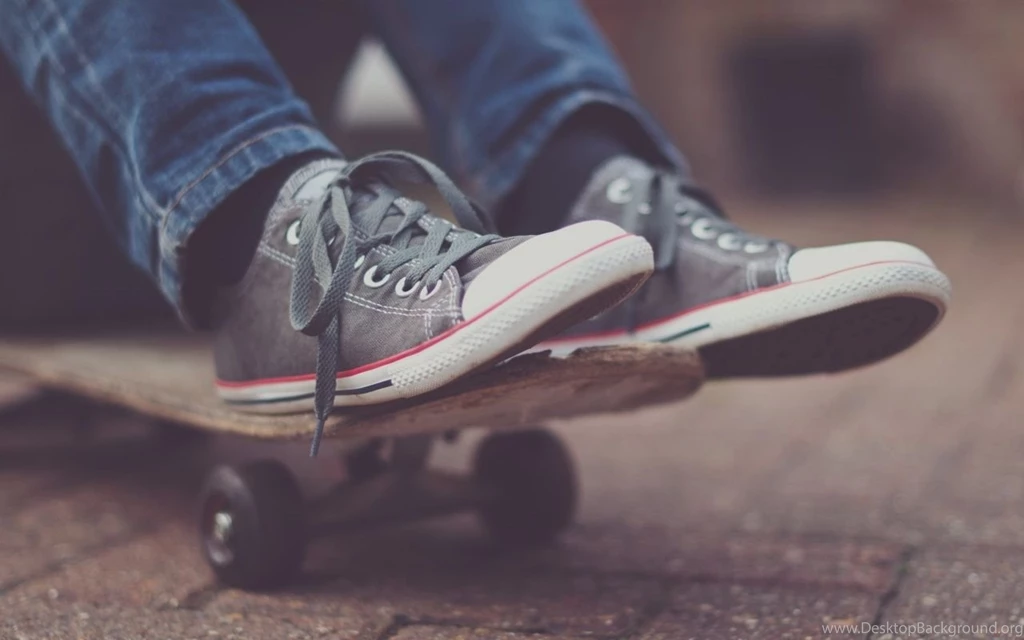 1280x800 Skateboard And Shoes Desktop PC And Mac Wallpapers