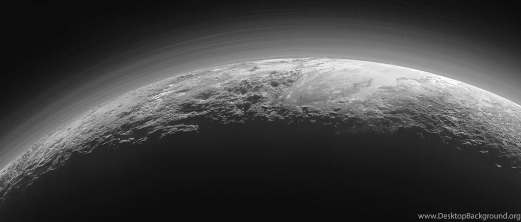 Colorized Plutonian Sunset Is Your New Wallpapers