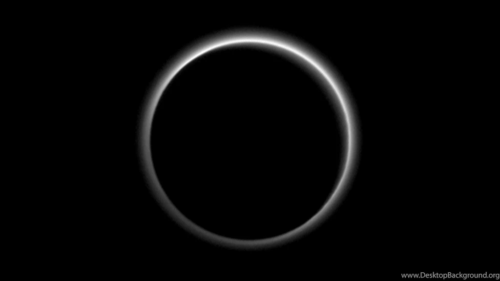 New Pluto Images Reveal A Planet That's Stunningly Alive