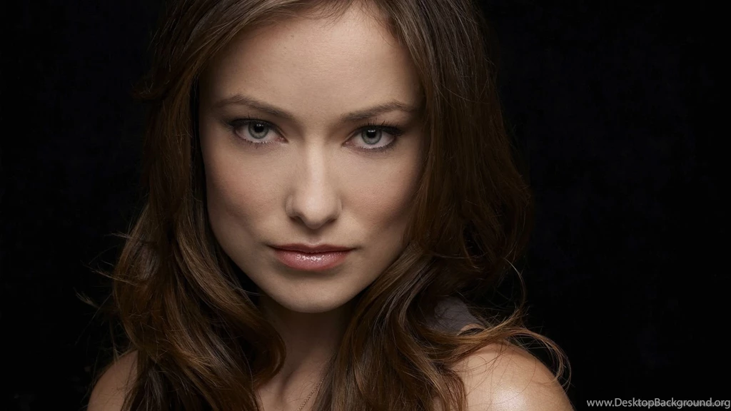Download 1920x1080 Olivia Wilde In A Gray Camisole Wallpapers
