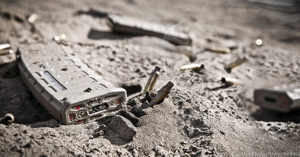 Military Magpul Over Sand Wallpapers HD