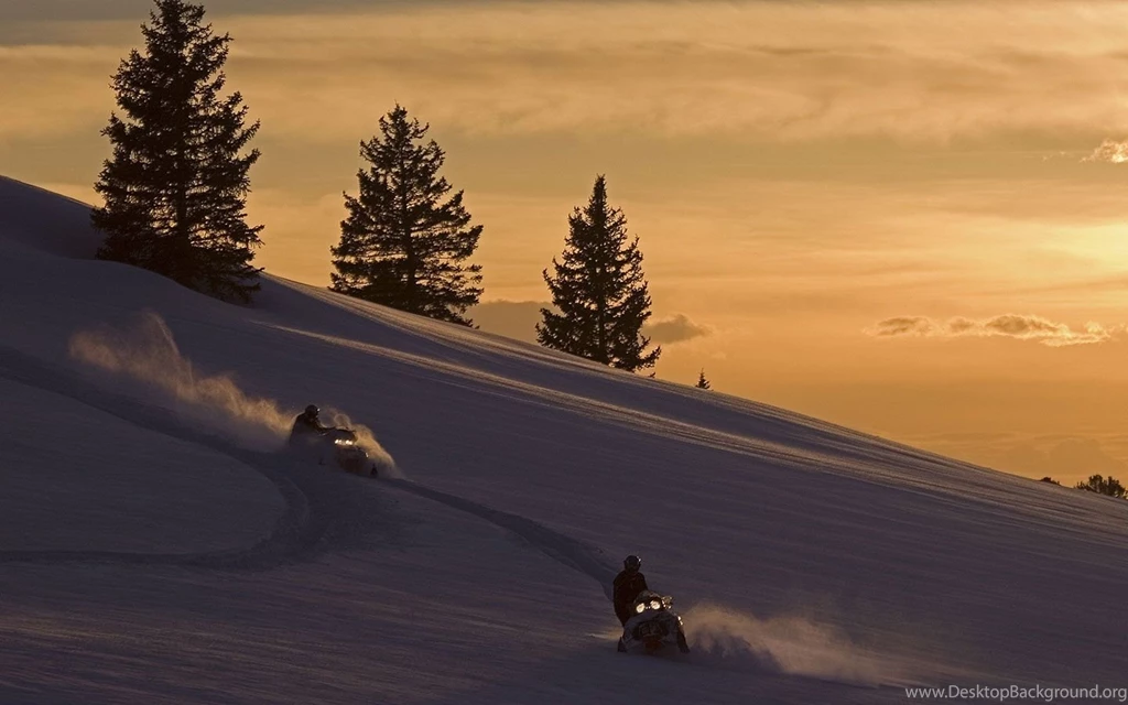 27 Snowmobile HD Wallpapers