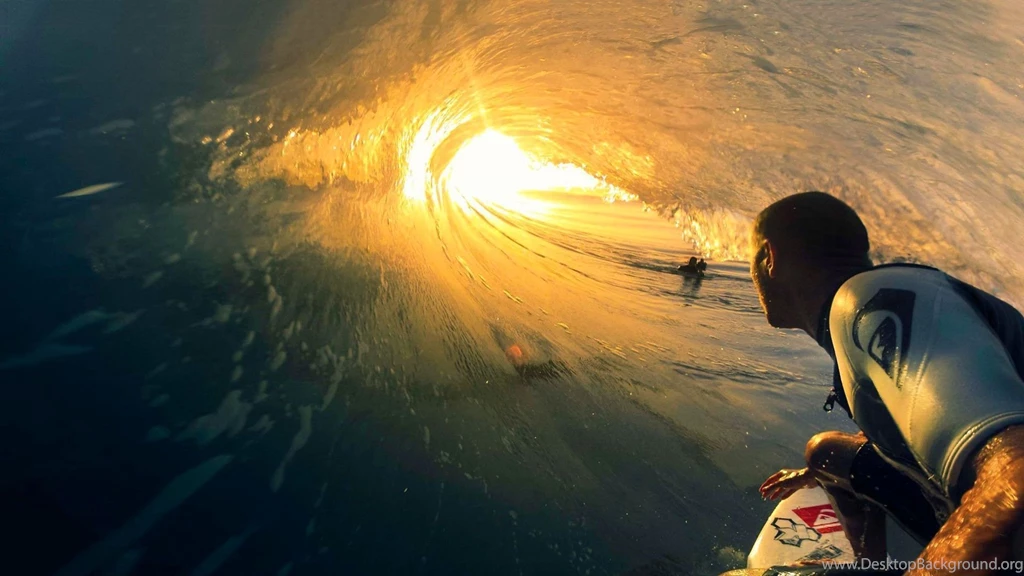 Surfing Wallpapers